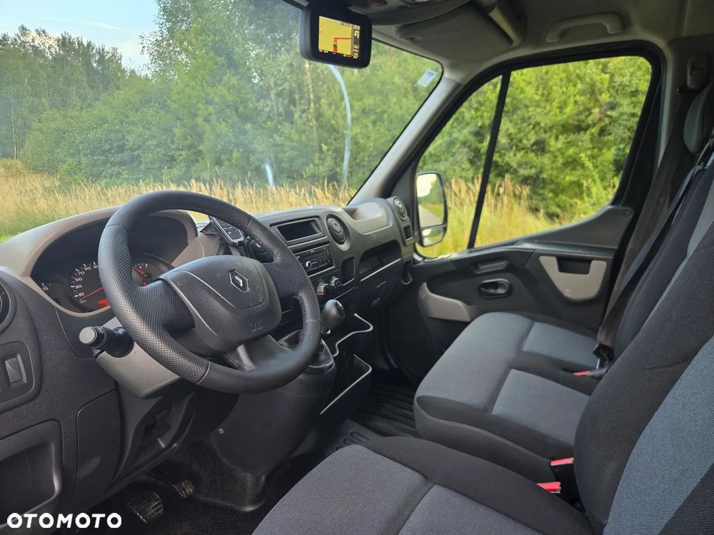 Renault Master - 32