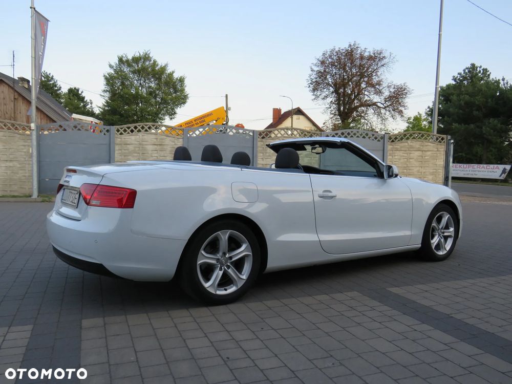 Audi A5 Cabrio - 11