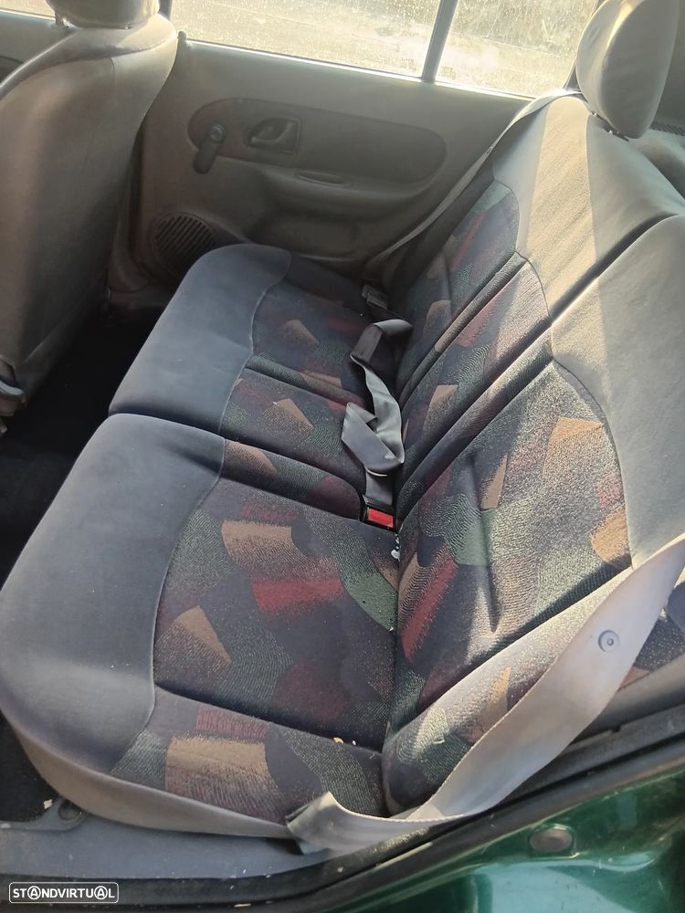 Renault Clio 1.2 - 6