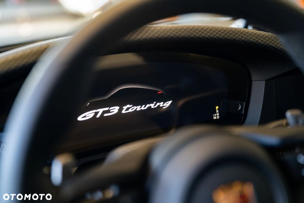 Porsche 911 GT3 Touring PDK - 23