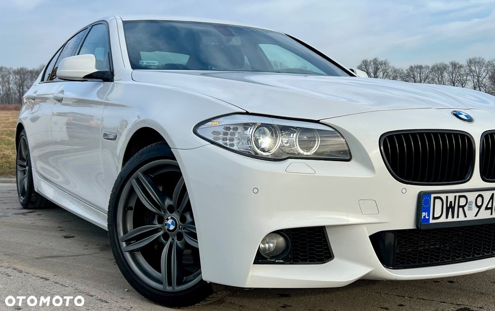 BMW Seria 5 528i xDrive - 7