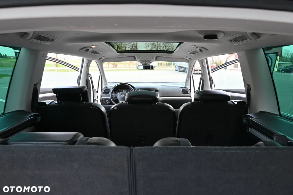 Volkswagen Sharan 2.0 TDI DSG Highline - 38