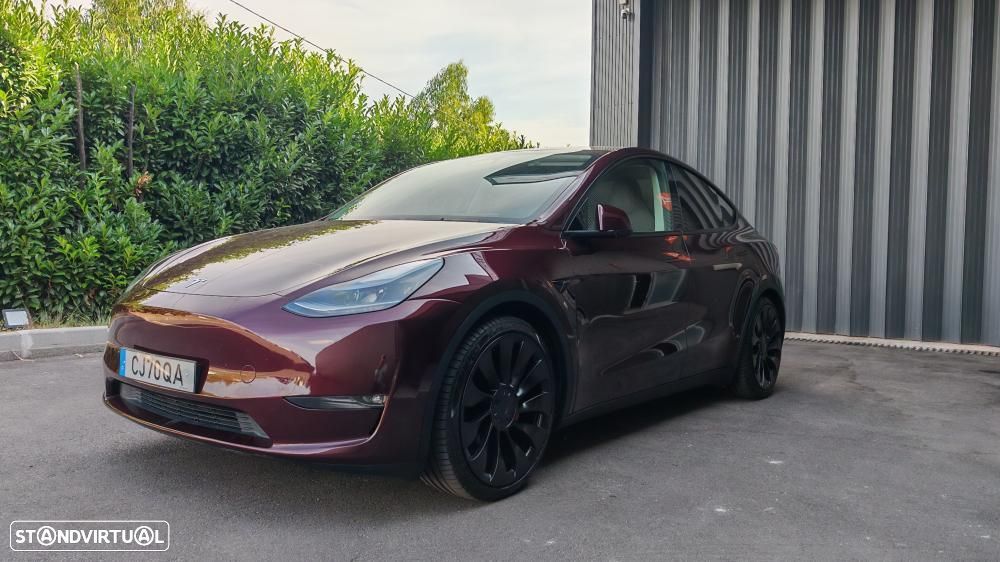 Tesla Model Y Performance Dual Motor AWD - 26