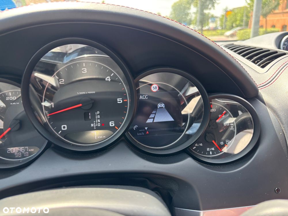 Porsche Cayenne Diesel Platinum Edition - 39