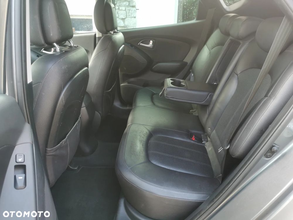 Hyundai Tucson 2.0 CRDI 4WD Automatik Premium - 10