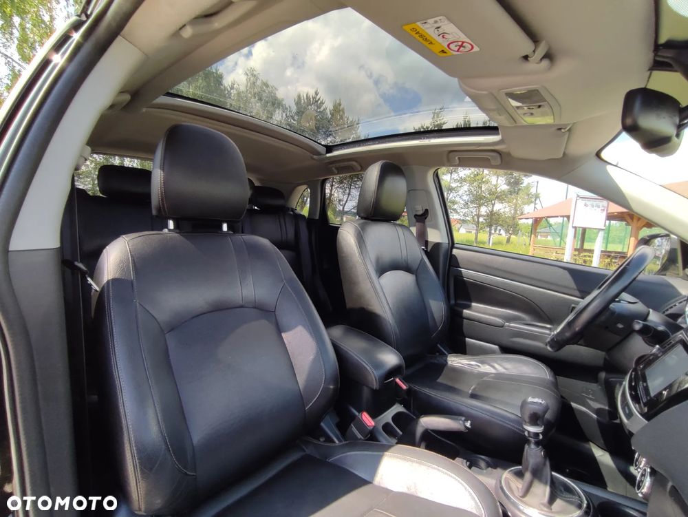 Mitsubishi ASX - 16