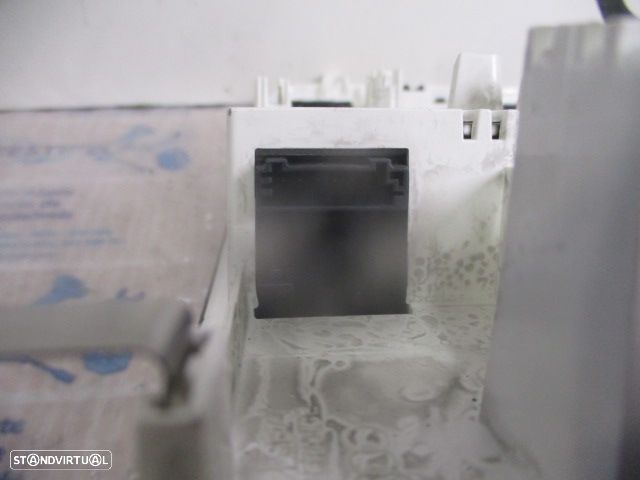 Luz De Teto Plafonier 8X0947135AG AUDI A1 SPORTBACK 8X FASE 1 2013 1.6TDI 105CV 5P PRETO - 4