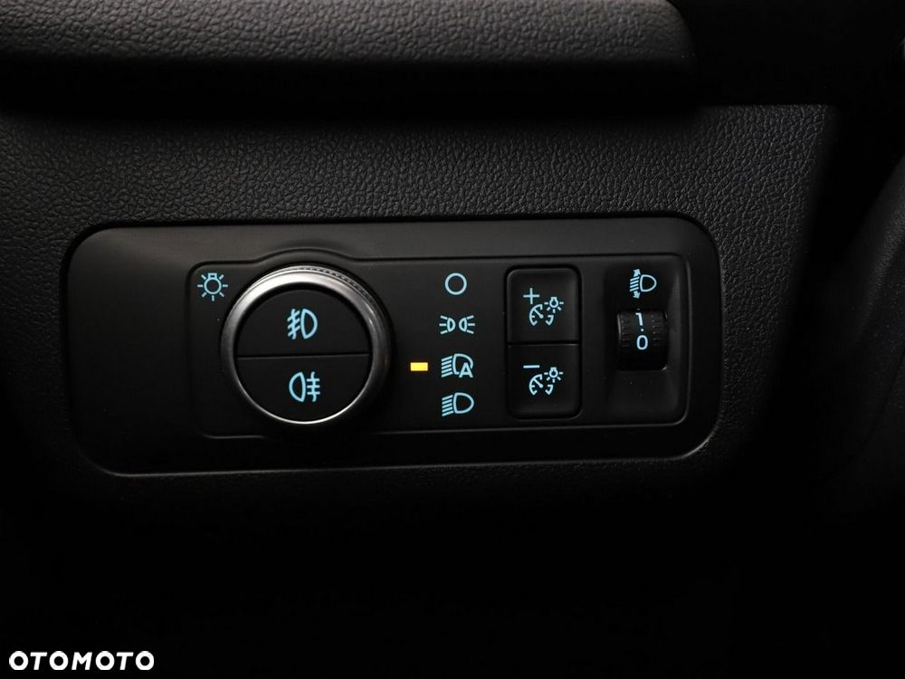 Ford Kuga 2.5 FHEV AWD ST-Line eCVT - 32