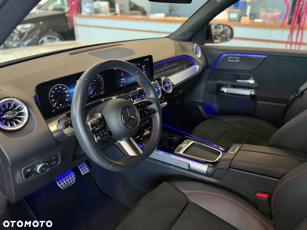 Mercedes-Benz GLB 200 AMG Line 7G-DCT - 15