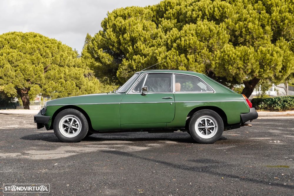 MG MGB - 8