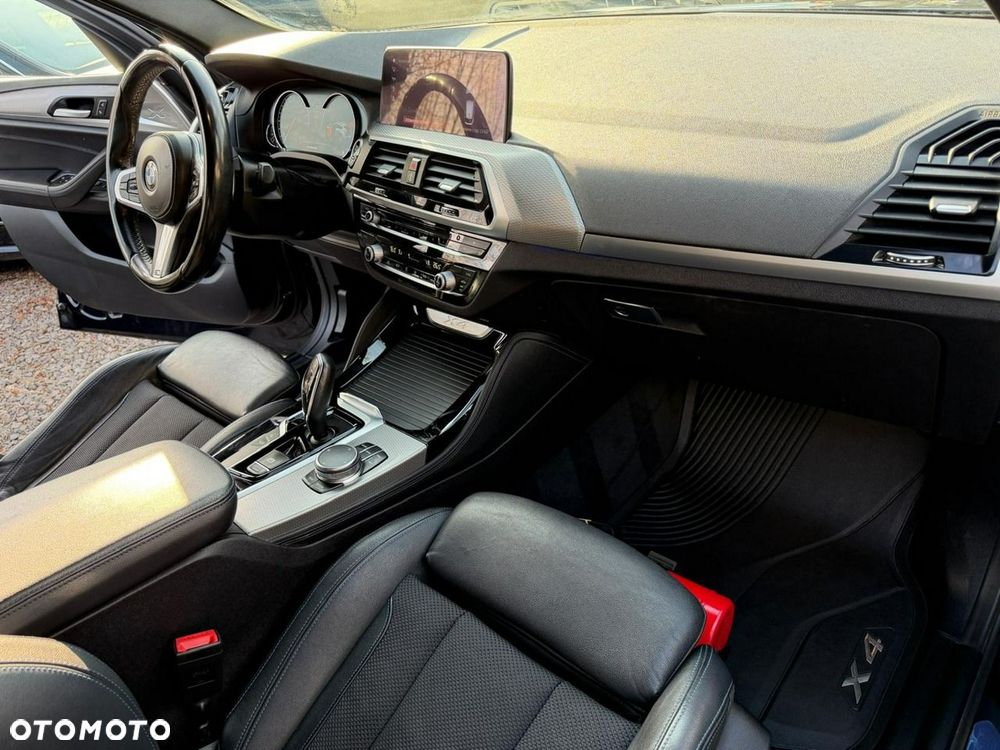 BMW X4 - 10