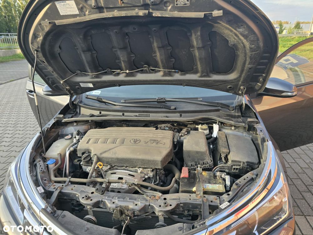 Toyota Corolla - 7
