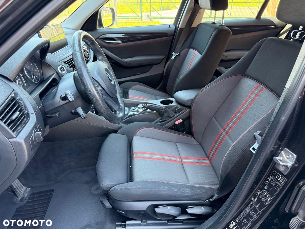 BMW X1 xDrive20d - 8
