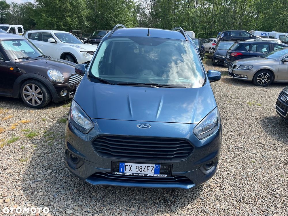 Ford Tourneo Courier 1.0 EcoBoost Ambiente - 2