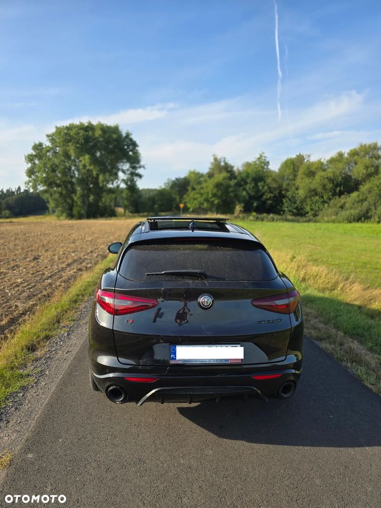 Alfa Romeo Stelvio 2.0 Turbo Veloce TI Q4 - 5