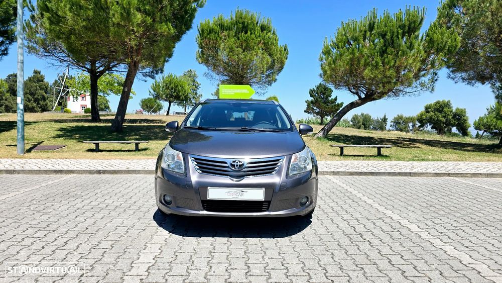 Toyota Avensis SD 2.0 D-4D Exclusive +Pele+GPS - 2