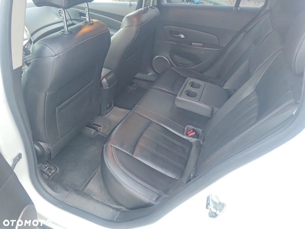 Chevrolet Cruze 1.4T LTZ - 13