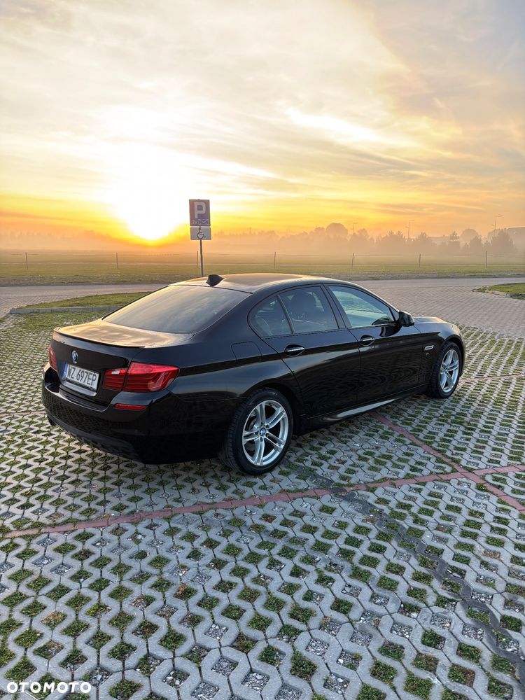 BMW 5 Series 2015 photo 2