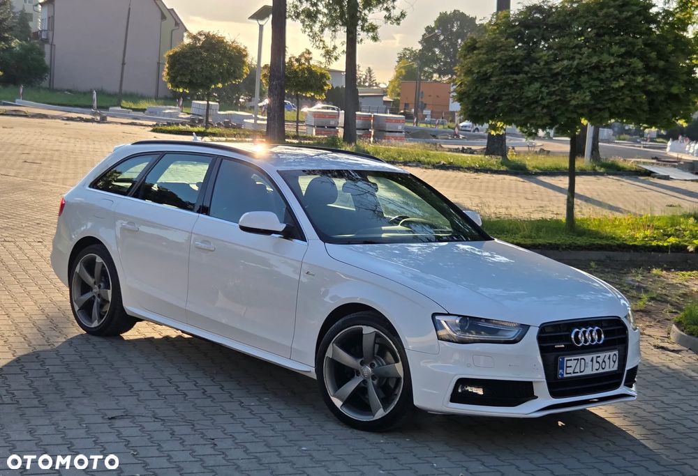 Audi A4 Avant 2.0 TDI DPF clean diesel quattro S tronic S line Sportpaket - 11
