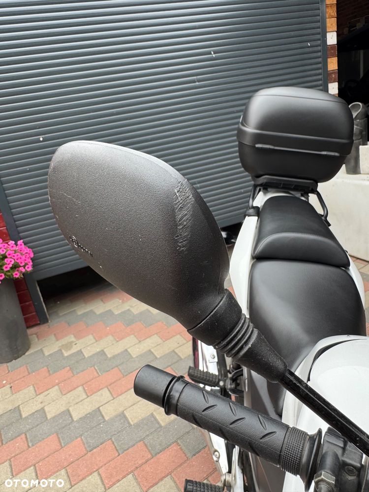 Honda CBF - 12