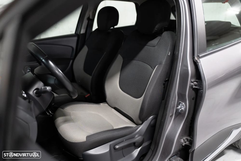 Renault Captur ENERGY dCi 90 EDC Intens - 36