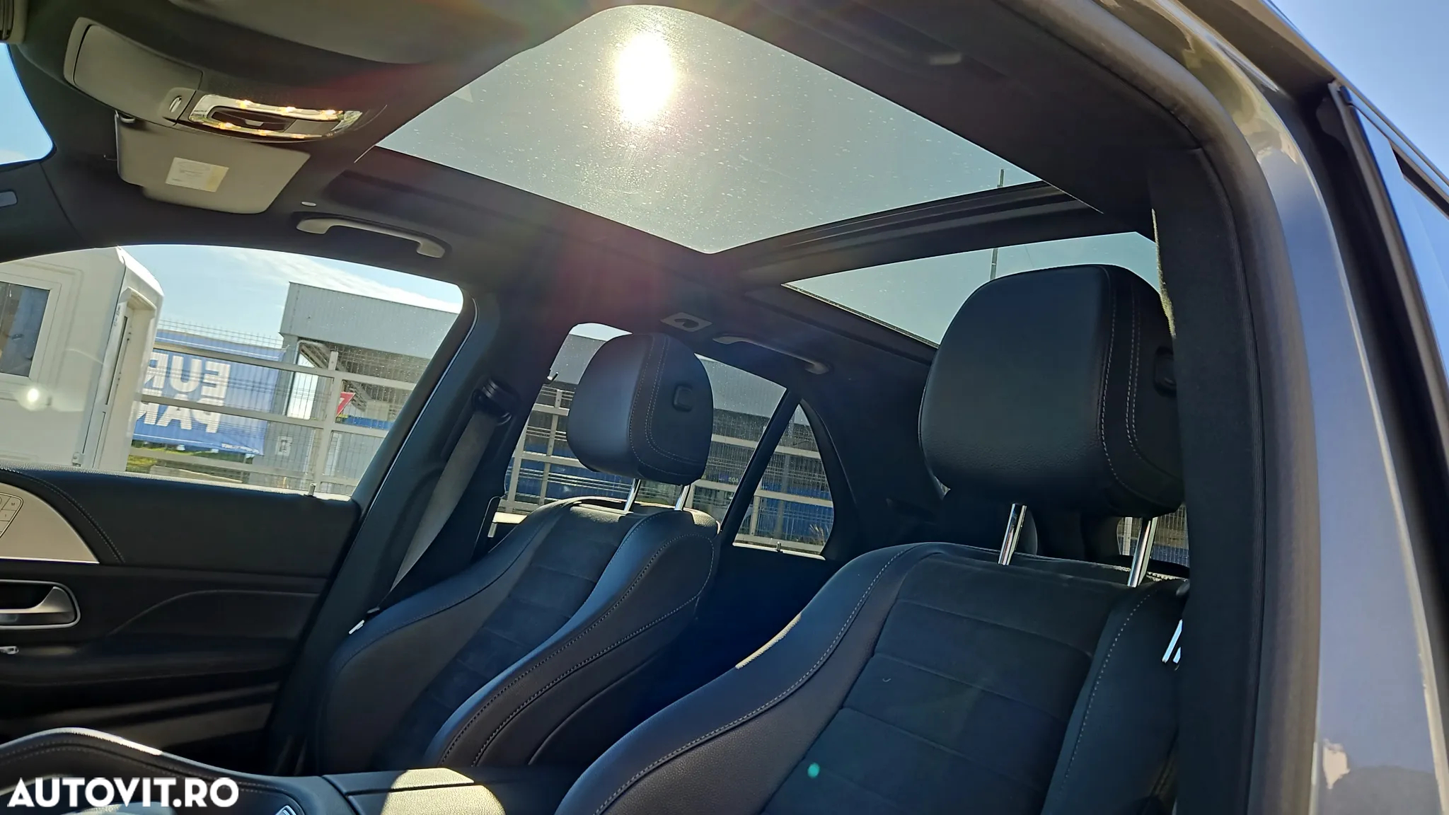 Mercedes-Benz GLE 350 d 4Matic 9G-TRONIC AMG Line - 12