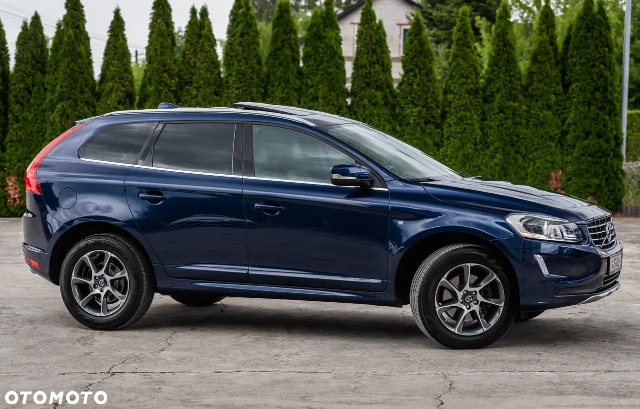 Volvo XC 60 D4 Drive-E Ocean Race - 3