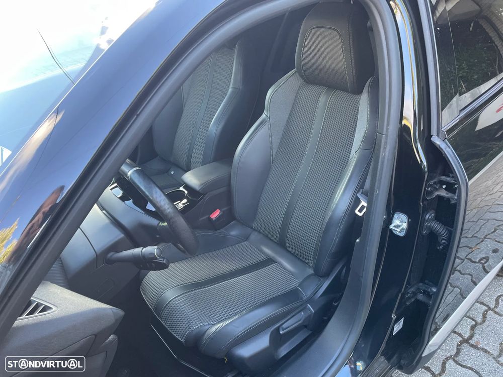 Peugeot e-2008 GT Pack - 19
