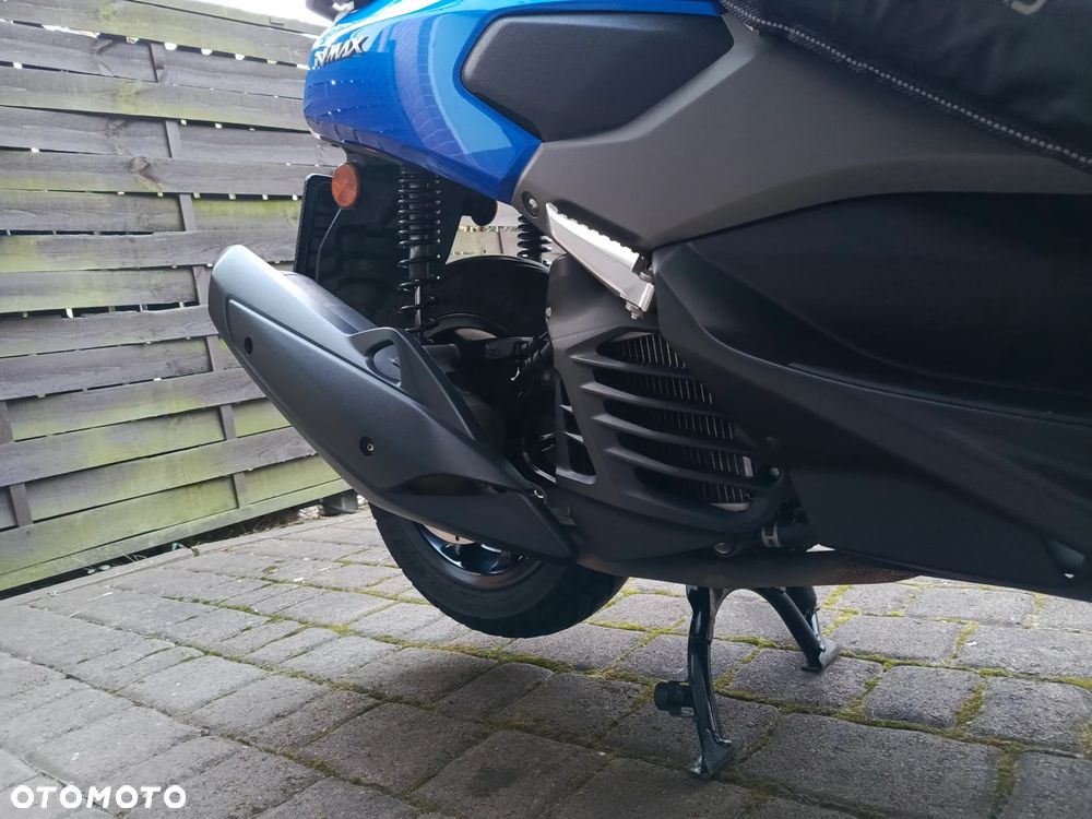Yamaha NMAX - 26