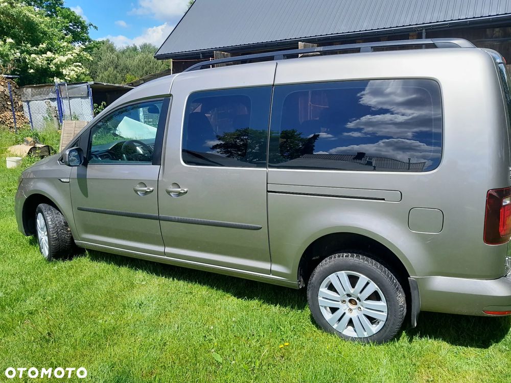 Volkswagen Caddy Maxi 2.0 TDI Trendline 4Motion - 11