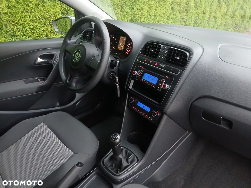 Volkswagen Polo - 10