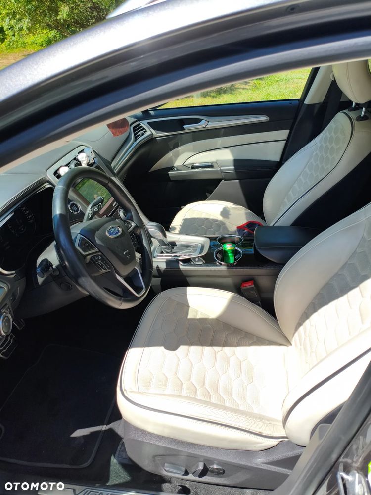 Ford Mondeo Vignale 2.0 TDCi Bi-Turbo PowerShift - 24