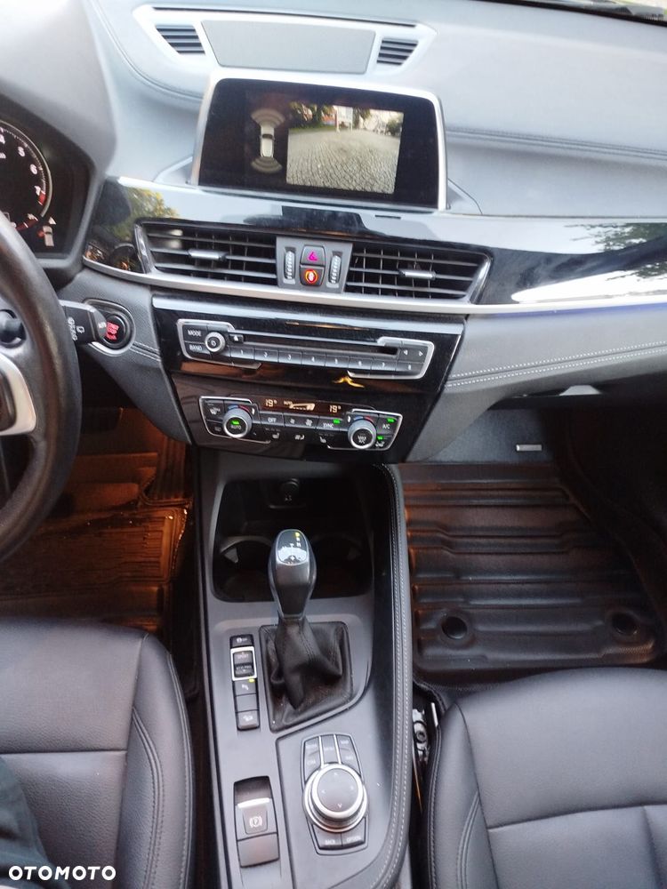 BMW X2 xDrive20i Advantage Plus - 11