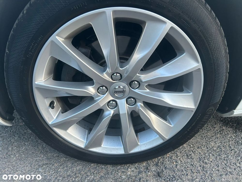 Volvo S90 D4 SCR Momentum Pro - 12