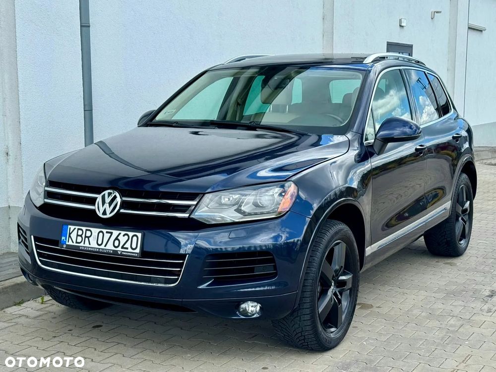 Volkswagen Touareg - 1