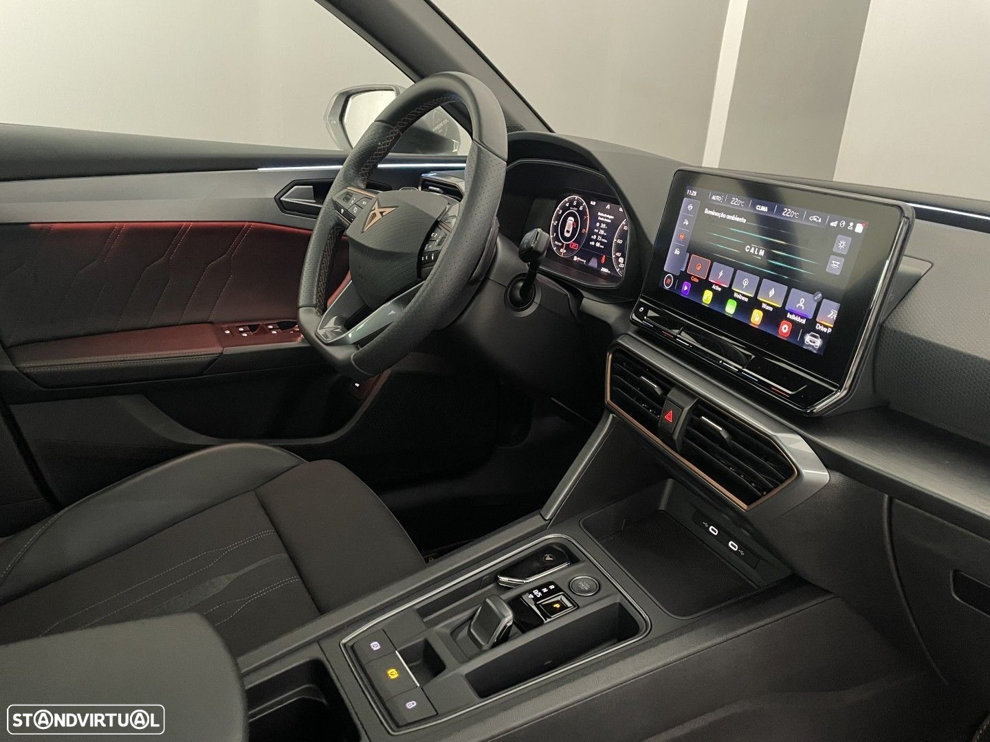 Cupra Leon ST 1.5 eTSI MID DSG - 30