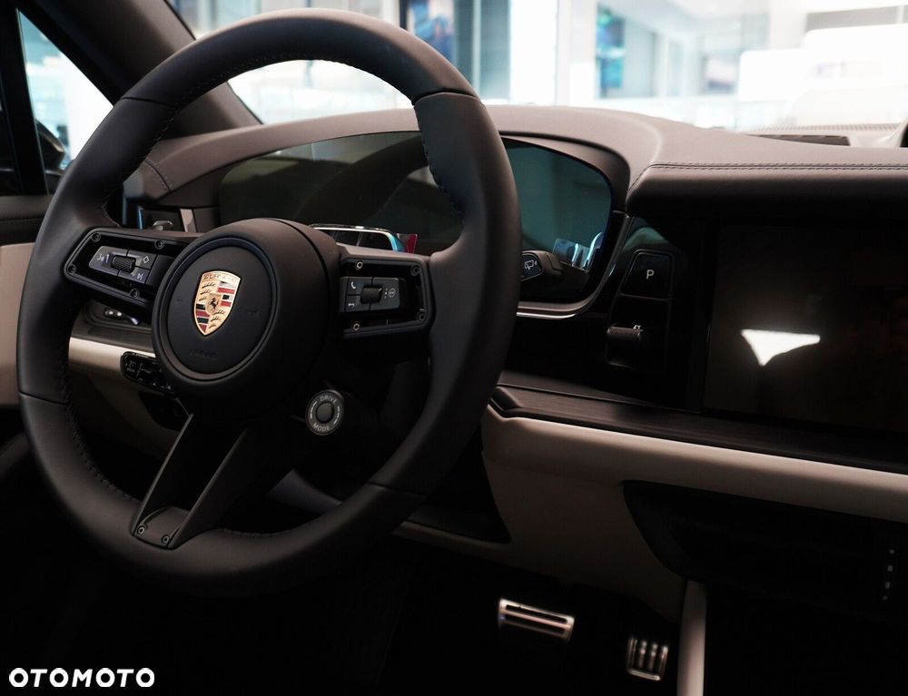 Porsche Cayenne E-Hybrid PHEV Black Edition - 26