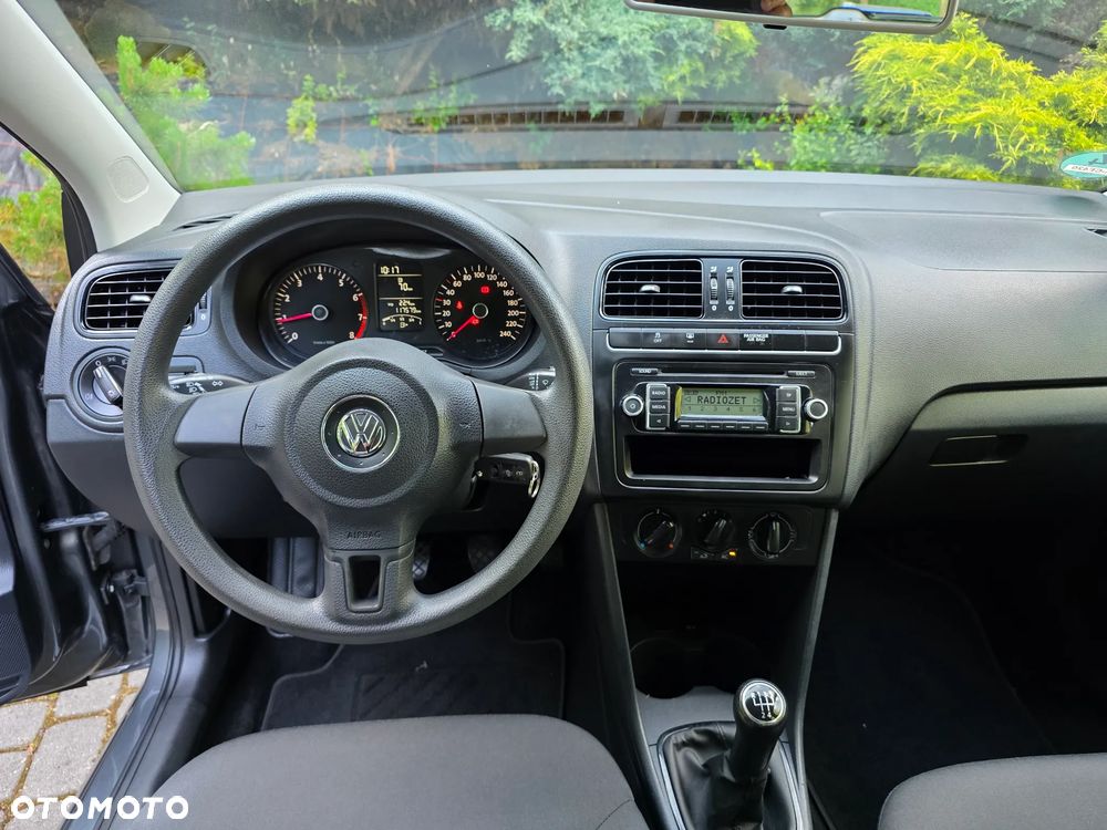 Volkswagen Polo 1.2 Comfortline - 26