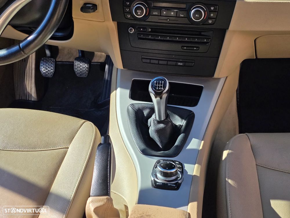 BMW 320 d Navigation - 20