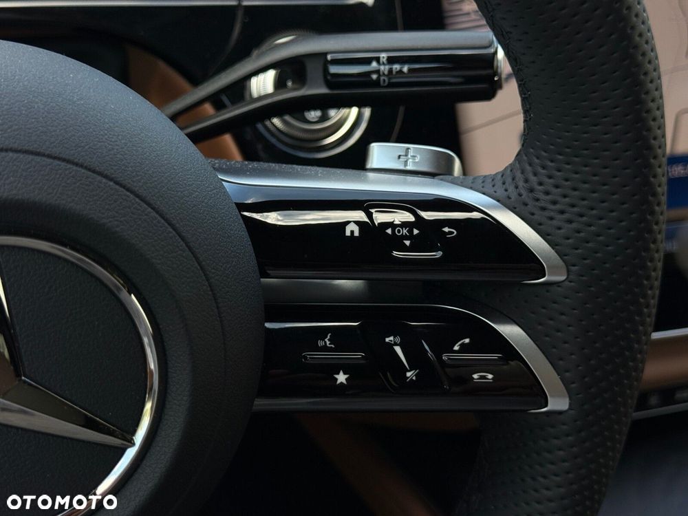 Mercedes-Benz Klasa E 450 d mHEV 4-Matic AMG 9G-Tronic - 23
