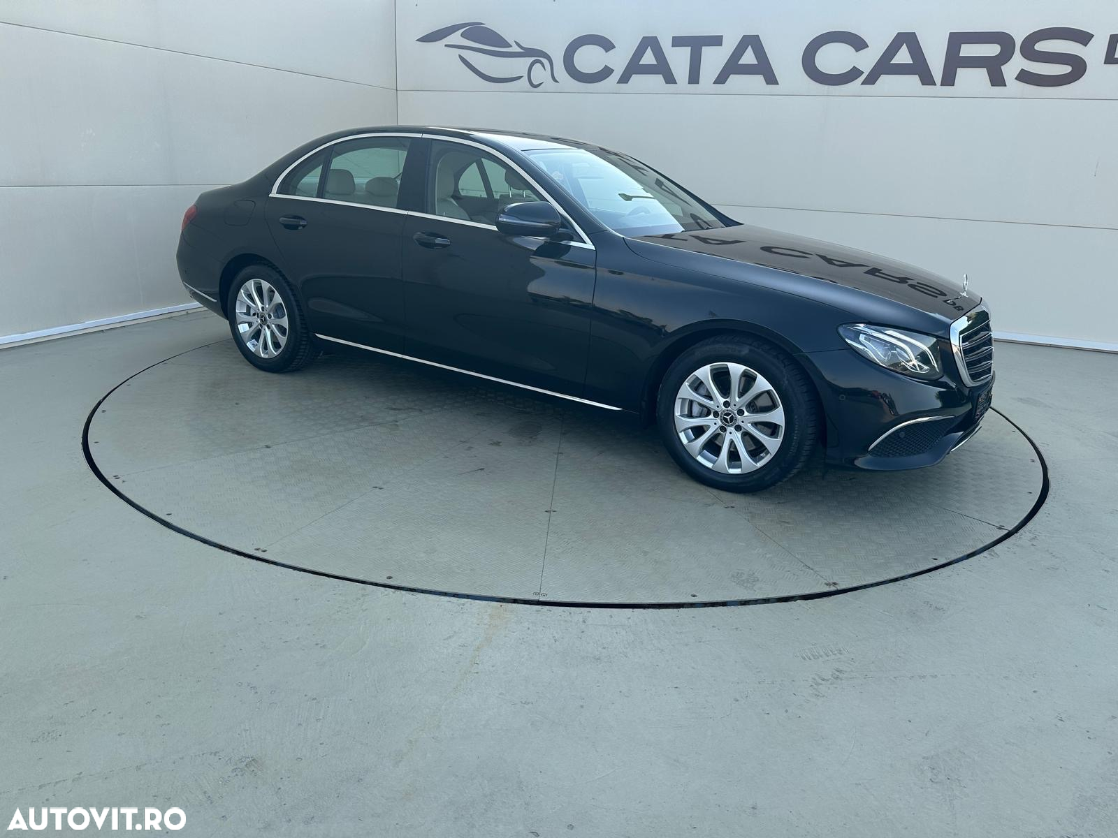 Mercedes-Benz E 220 d 4Matic T 9G-TRONIC Exclusive - 7