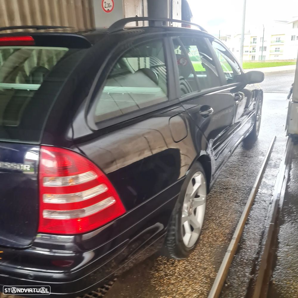 Mercedes-Benz C 180 - 12