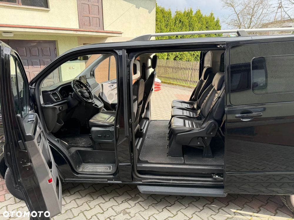 Ford Tourneo Custom - 16