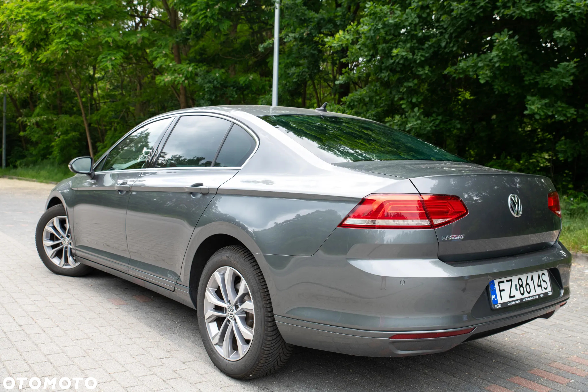 Volkswagen Passat - 5
