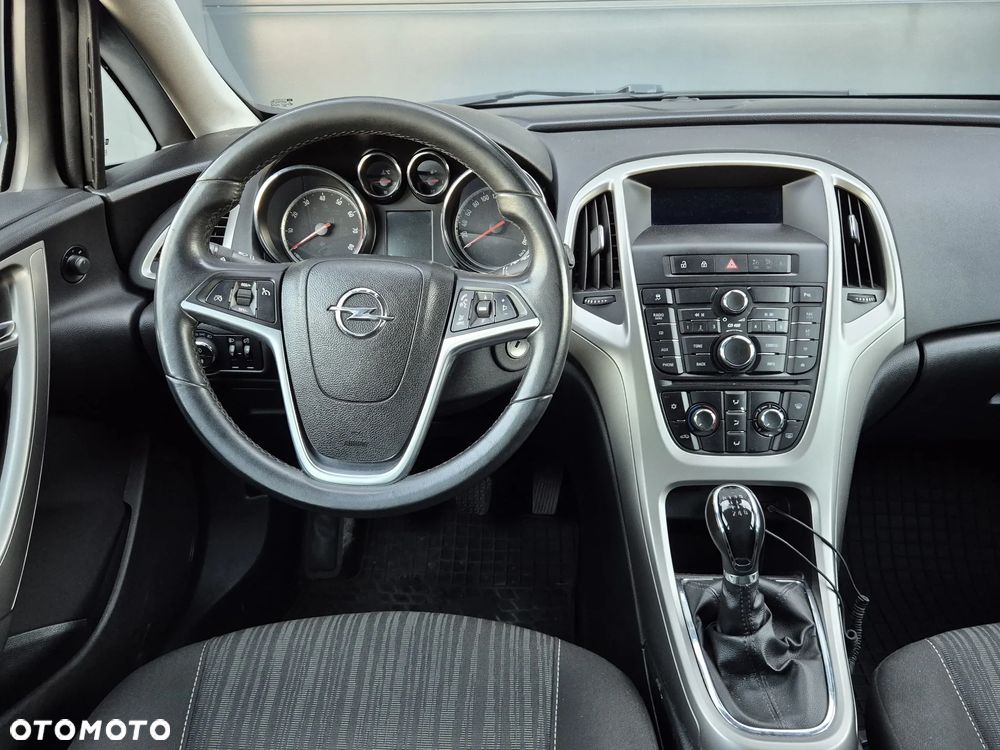 Opel Astra - 17