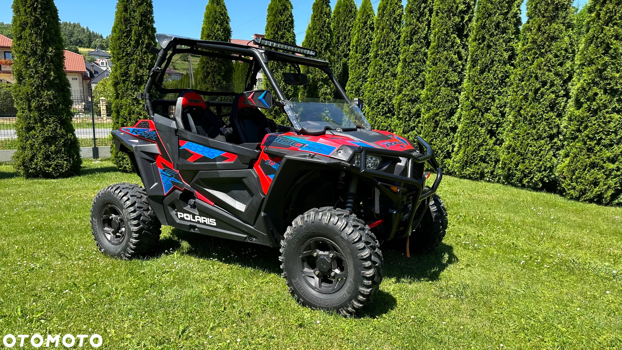 Polaris RZR