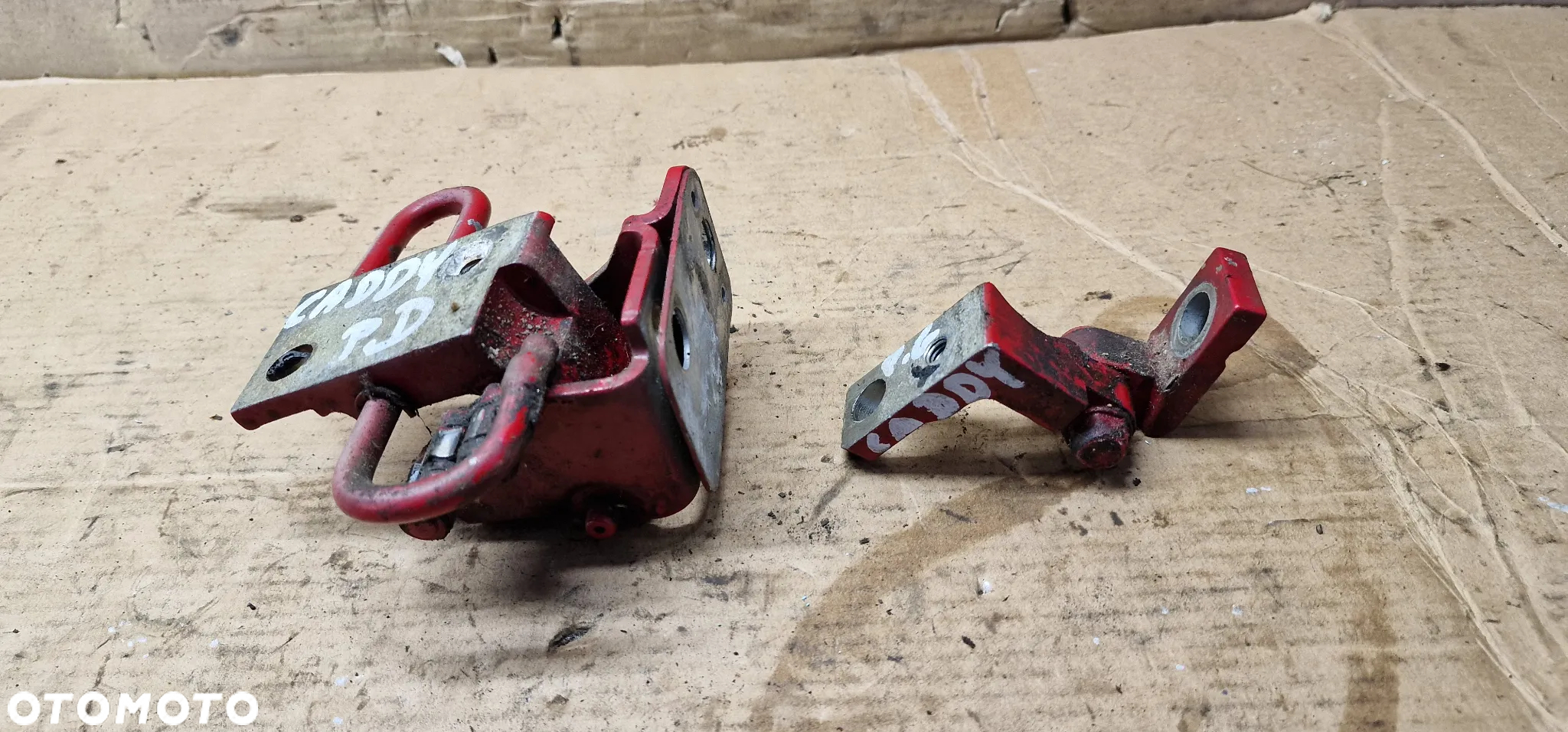 Zawias zawiasy drzwi prawy przód para VW Caddy III LY3D - 2
