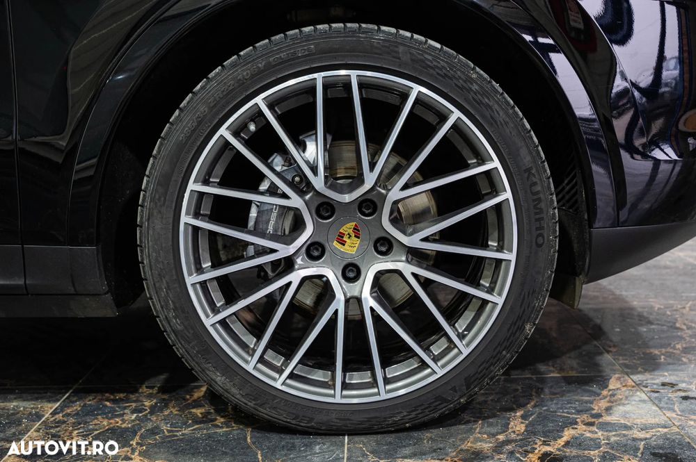 Porsche Cayenne Coupe Tiptronic S - 9