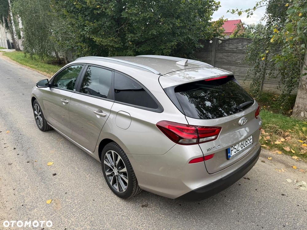 Hyundai i30 1.6 CRDI Prime - 3