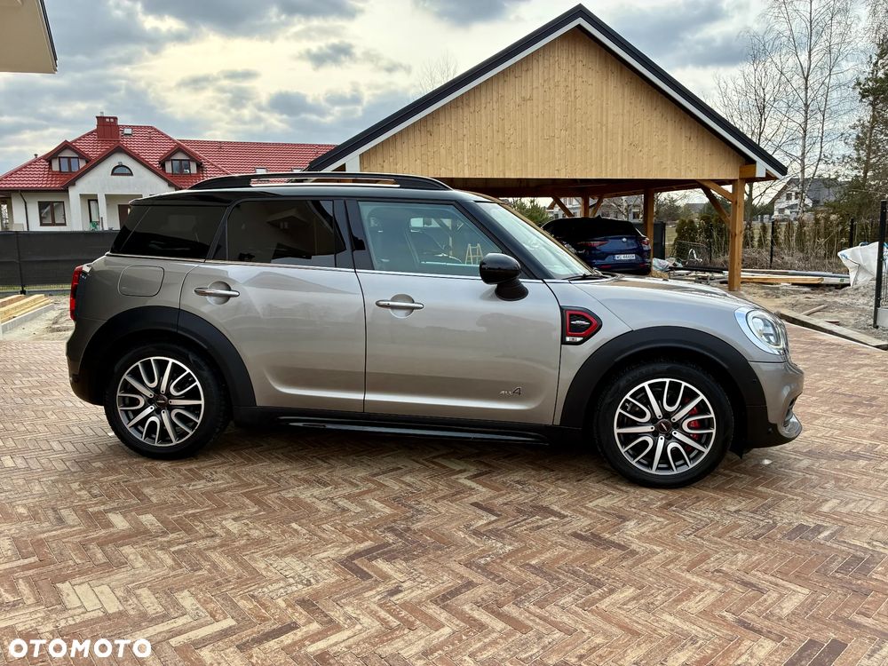 MINI John Cooper Works ALL4 sport - 8
